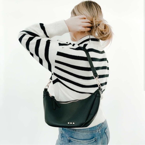 Handbags - Black Vegan Leather Purse, interchangeable strap